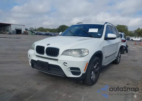 2013 BMW X5 xDrive35I/xDrive35I Premium/xDrive35I Sport Activity from USA, damaged, VIN 5UXZV4C53D0G55218